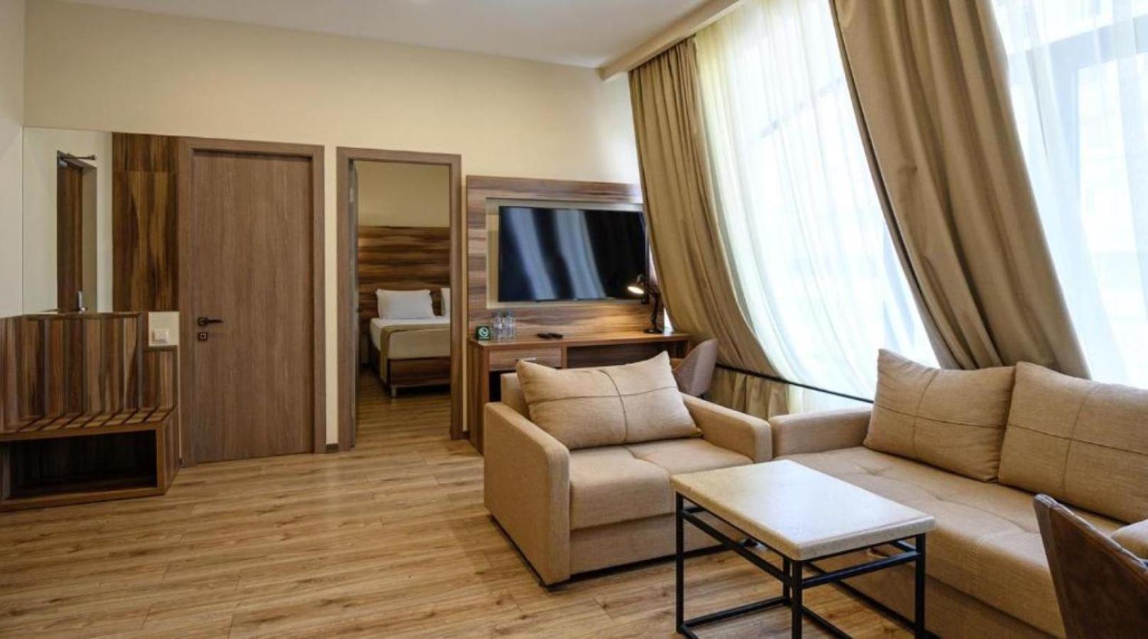 Nacho Hotel Jerevan Exteriör bild